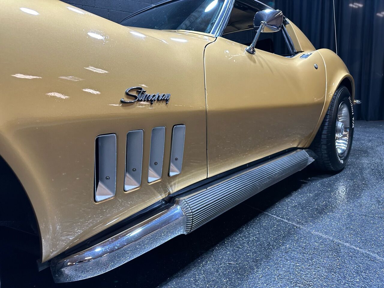 1969 Chevrolet Corvette 29