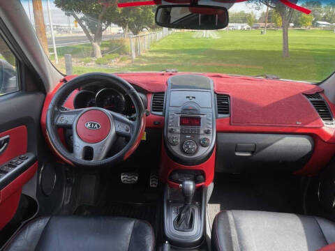 2011 Kia Soul +