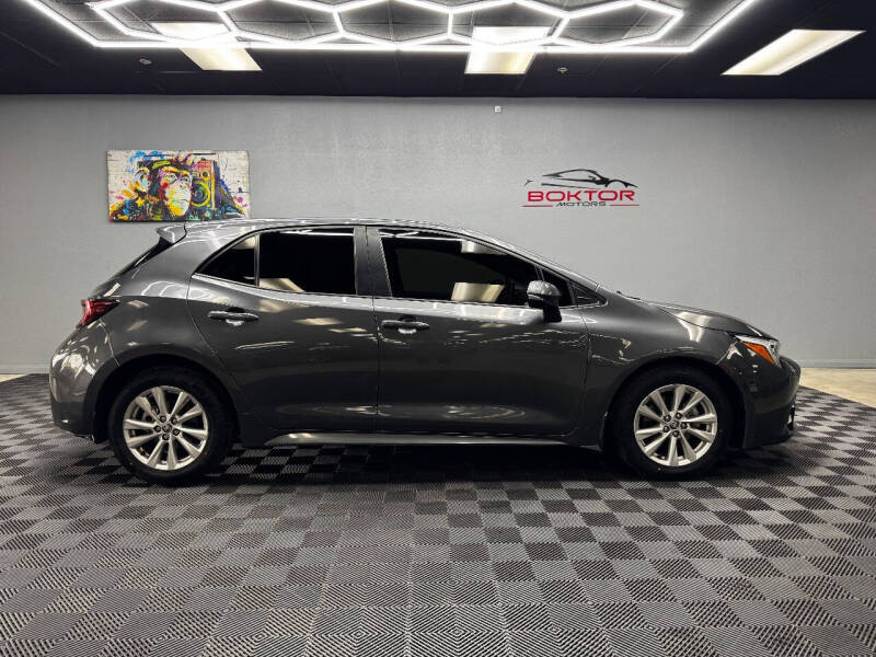 2024 Toyota Corolla Hatchback SE