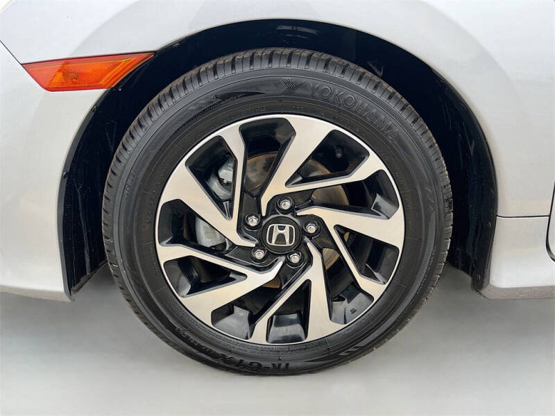 2017 Honda Civic LX-P