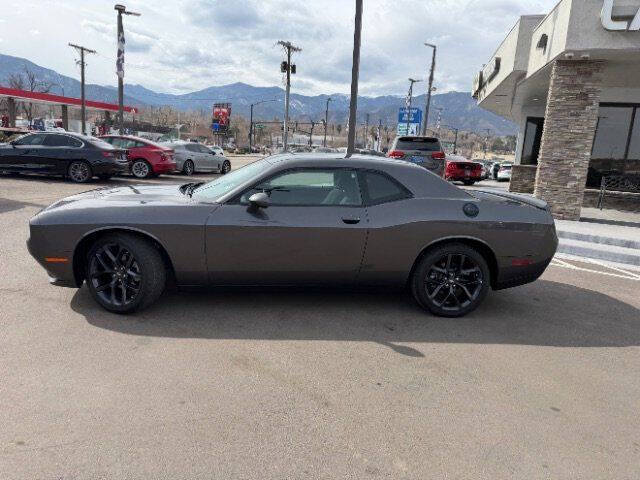 2022 Dodge Challenger SXT