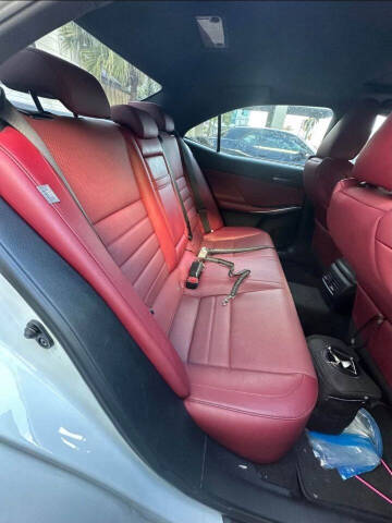 2019 Lexus IS 300