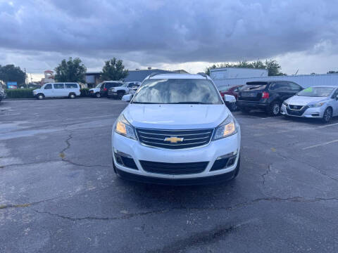 2017 Chevrolet Traverse LT