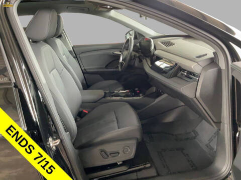 2025 Audi Q6 e-tron Premium