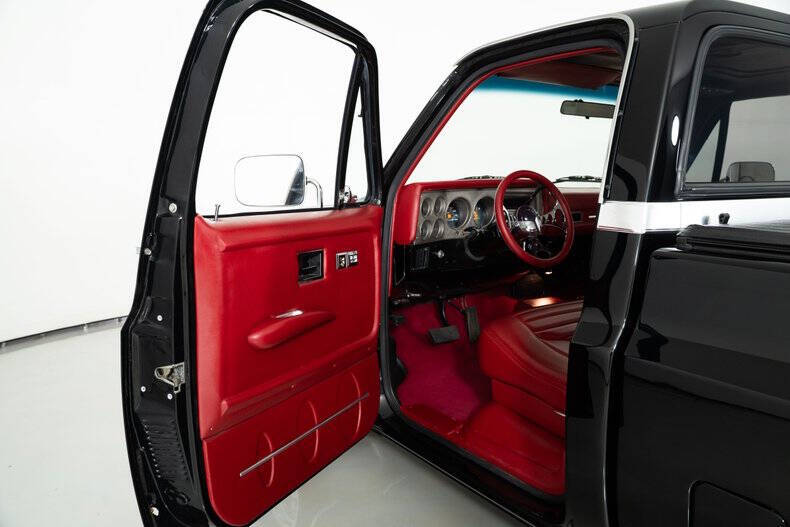 1987 Chevrolet R/V 10 Series