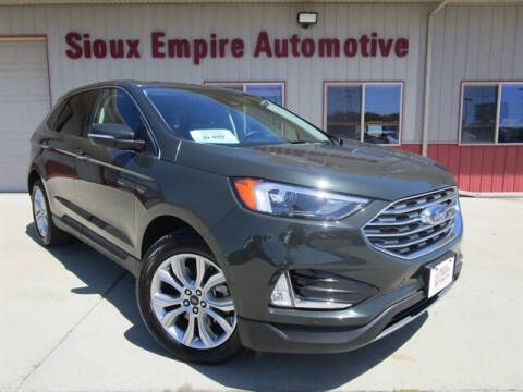 2023 Ford Edge Titanium