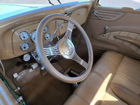 1934 Ford 5 Window