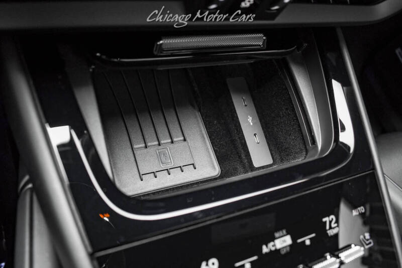 2025 Porsche Cayenne GTS