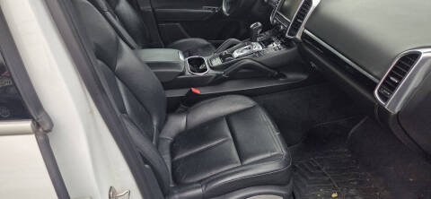 2014 Porsche Cayenne Platinum Diesel