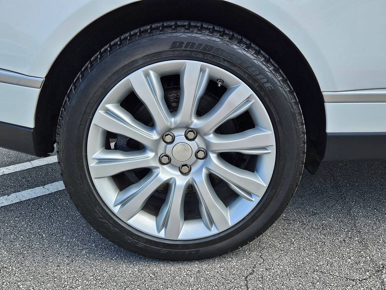 2014 Land Rover Range Rover 16