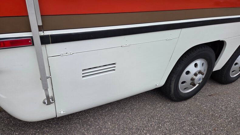 1976 GMC Motorhome 26'