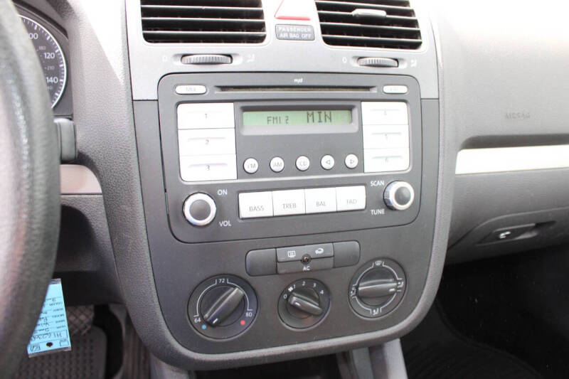2008 Volkswagen Rabbit S
