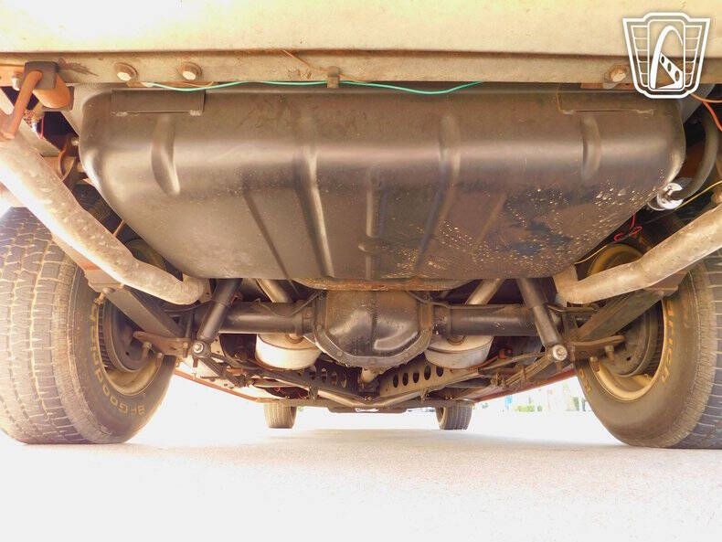 1942 Ford Super Deluxe