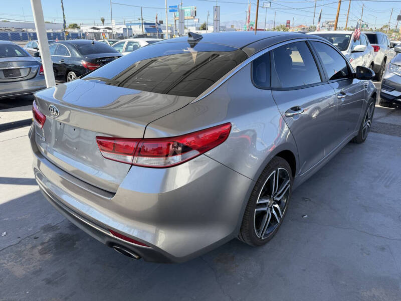 2017 Kia Optima LX