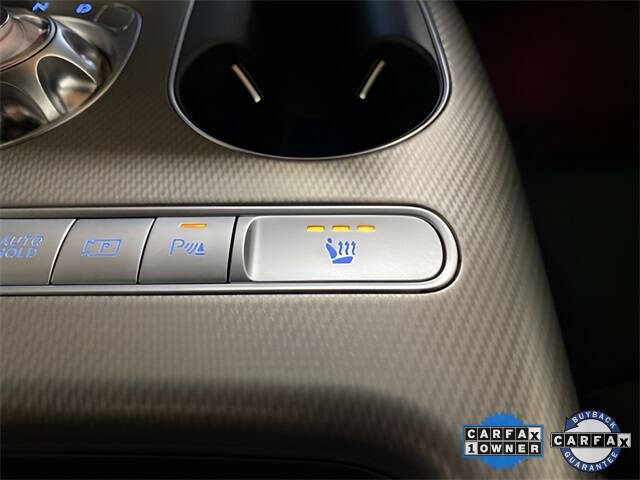 2024 Genesis GV60 Standard