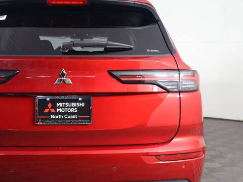 2026 Mitsubishi Outlander ES