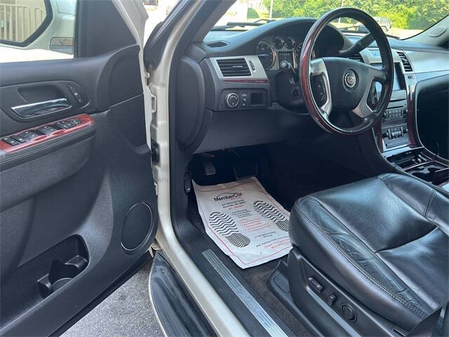 2011 Cadillac Escalade ESV Luxury