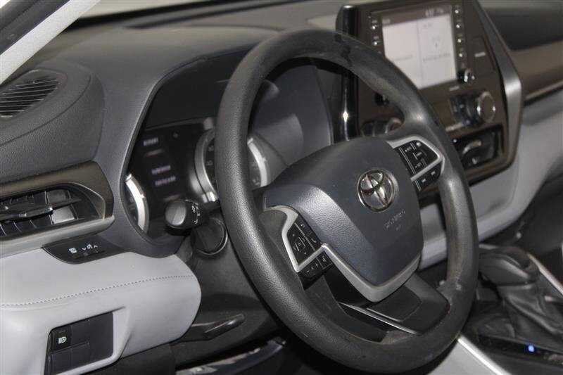 2022 Toyota Highlander L