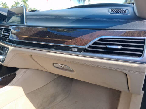 2016 BMW 7 Series 750i xDrive