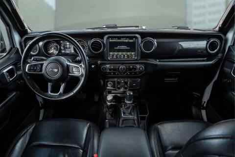 2020 Jeep Wrangler Unlimited Sahara Altitude