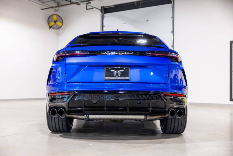 2022 Lamborghini Urus