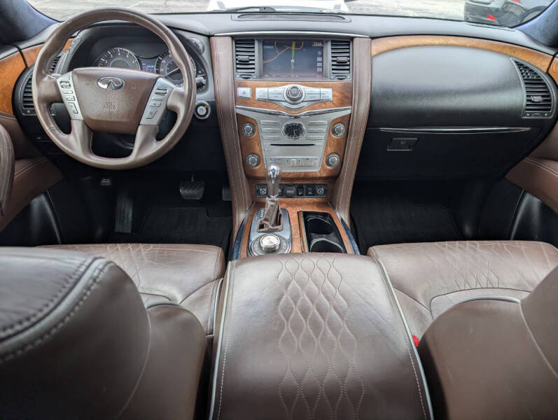 2015 Infiniti QX80