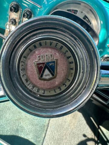 1953 Ford Crestline
