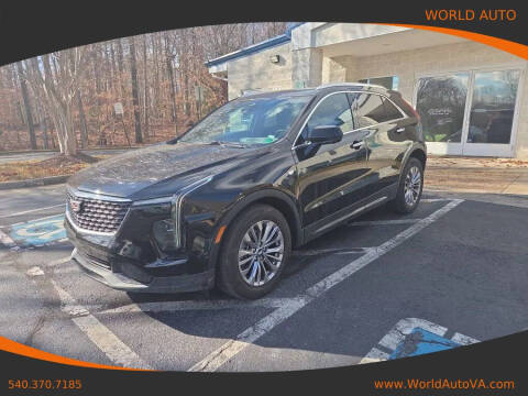 2025 Cadillac XT4 Premium Luxury