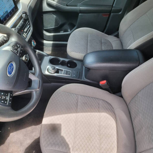2021 Ford Escape SE