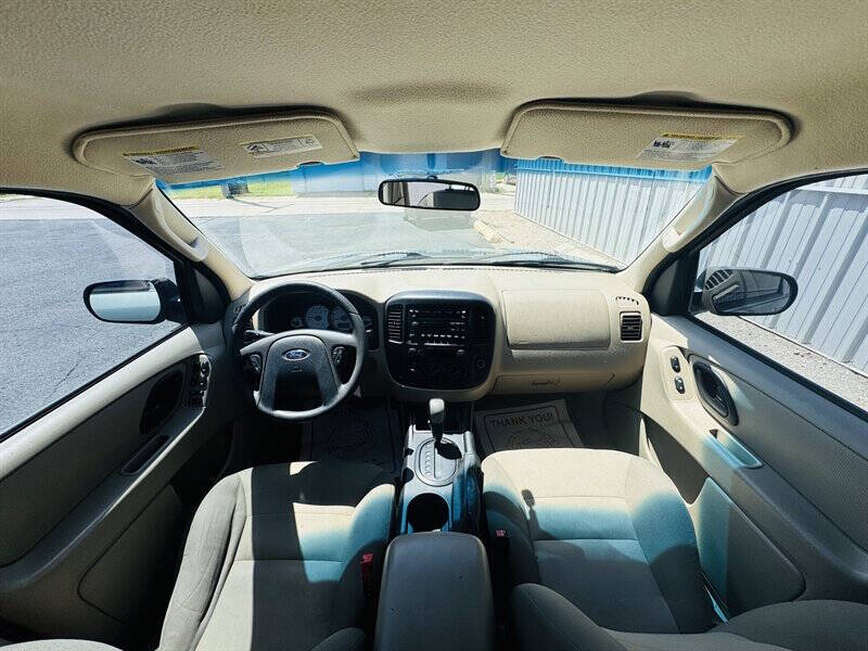 2006 Ford Escape XLS