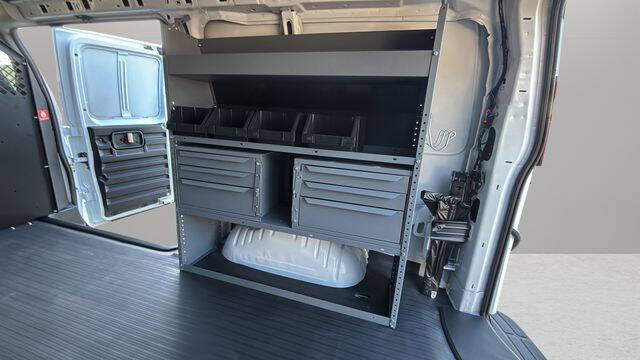 2025 Chevrolet Express 2500