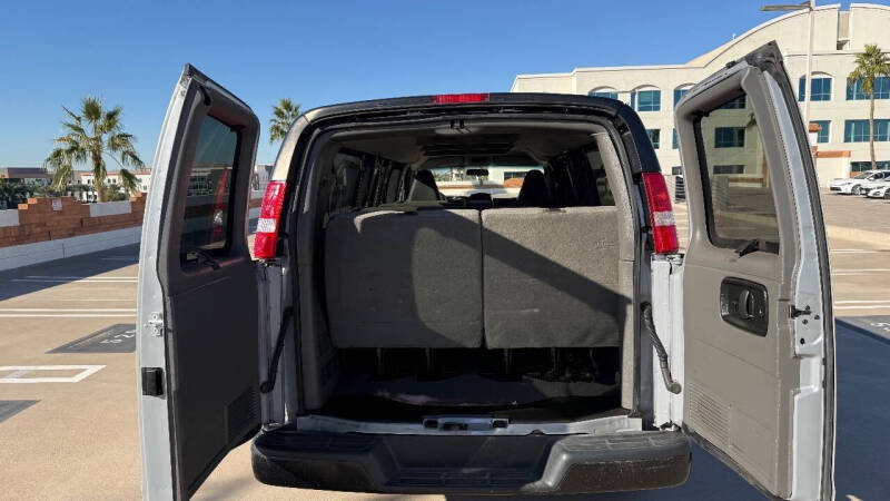 2020 Chevrolet Express LS 3500