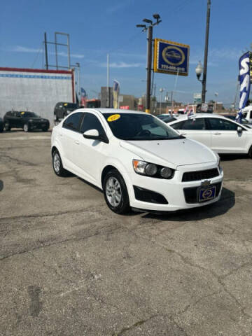 2015 Chevrolet Sonic for sale at AutoBank in Chicago IL