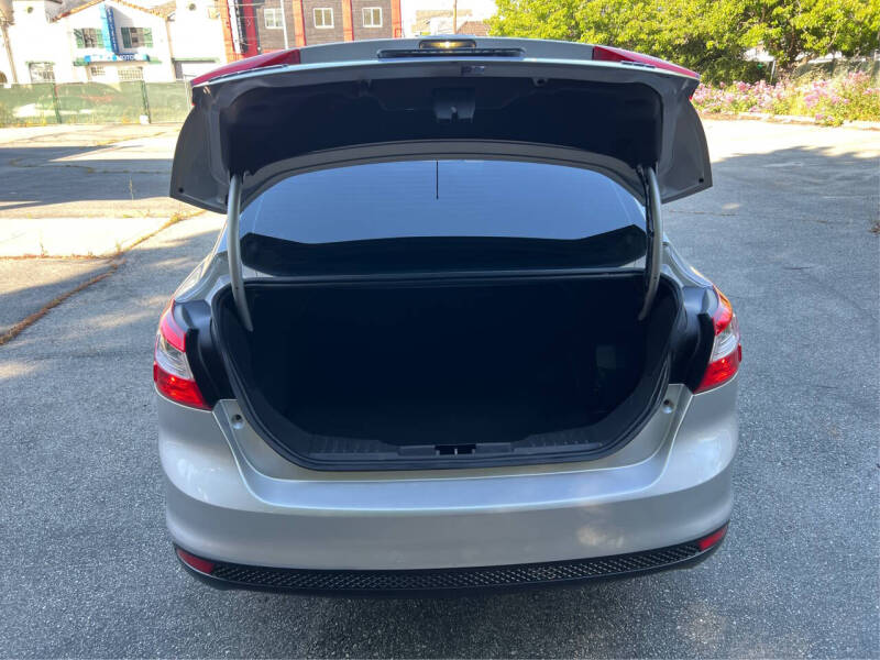 2012 Ford Focus SEL