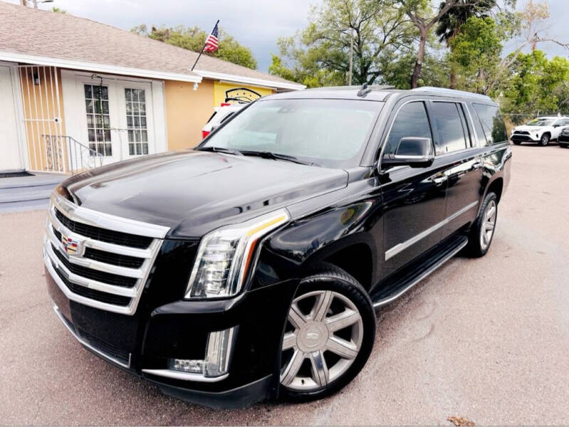 2018 Cadillac Escalade ESV Luxury