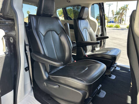 2018 Chrysler Pacifica Hybrid Limited