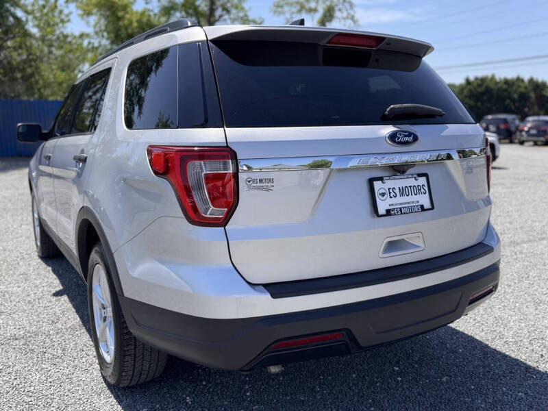 2018 Ford Explorer