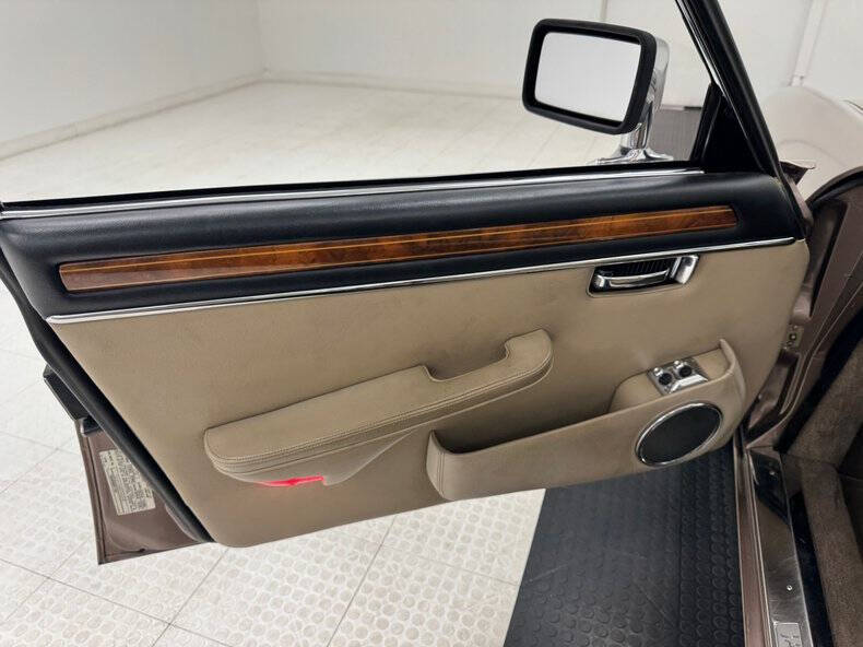 1986 Jaguar XJ-Series XJ6 Vanden Plas