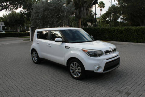 2017 Kia Soul +