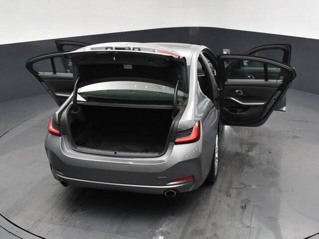 2024 BMW 3 Series 330i xDrive