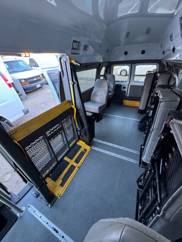 2008 Ford E-Series E-350 SD