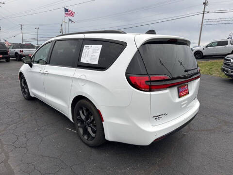 2025 Chrysler Pacifica Limited