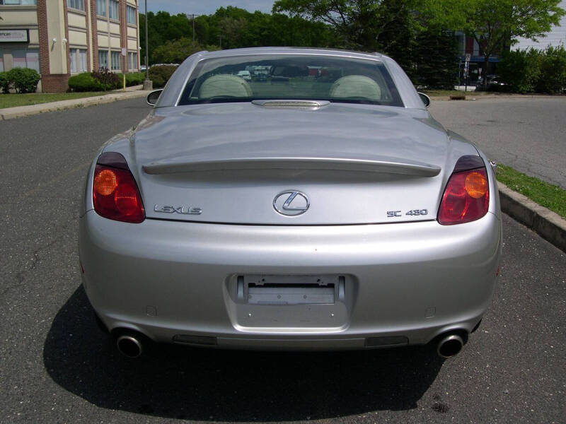 2005 Lexus SC 430
