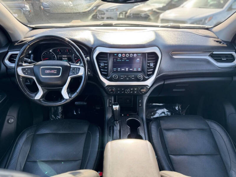 2019 GMC Acadia SLT-1