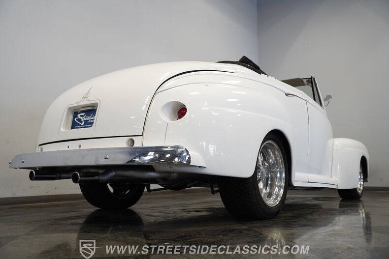 1947 Ford Deluxe