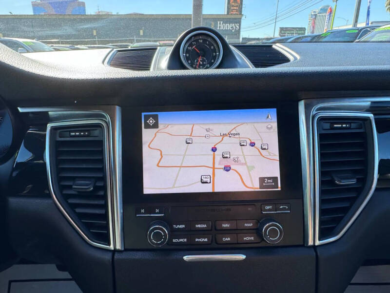 2017 Porsche Macan S