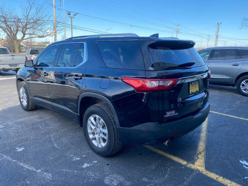 2018 Chevrolet Traverse LT Cloth