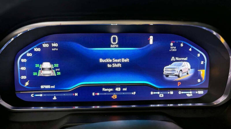 2023 Chevrolet Suburban Premier