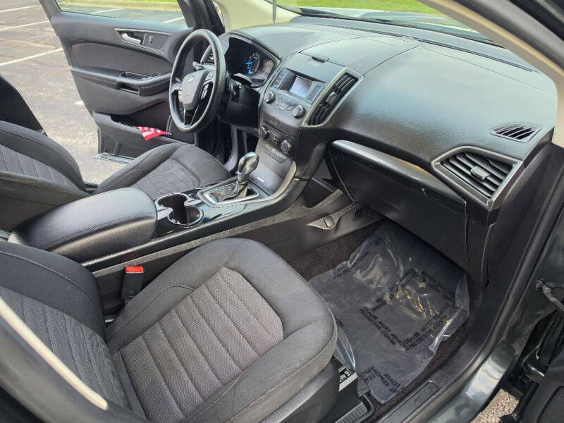 2015 Ford Edge SE