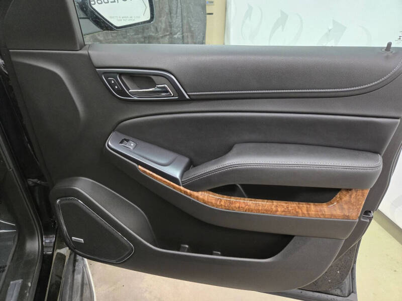 2015 Chevrolet Suburban LTZ